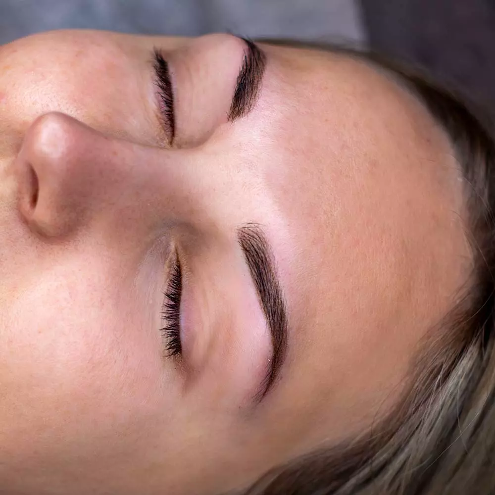 Permanent brows 6