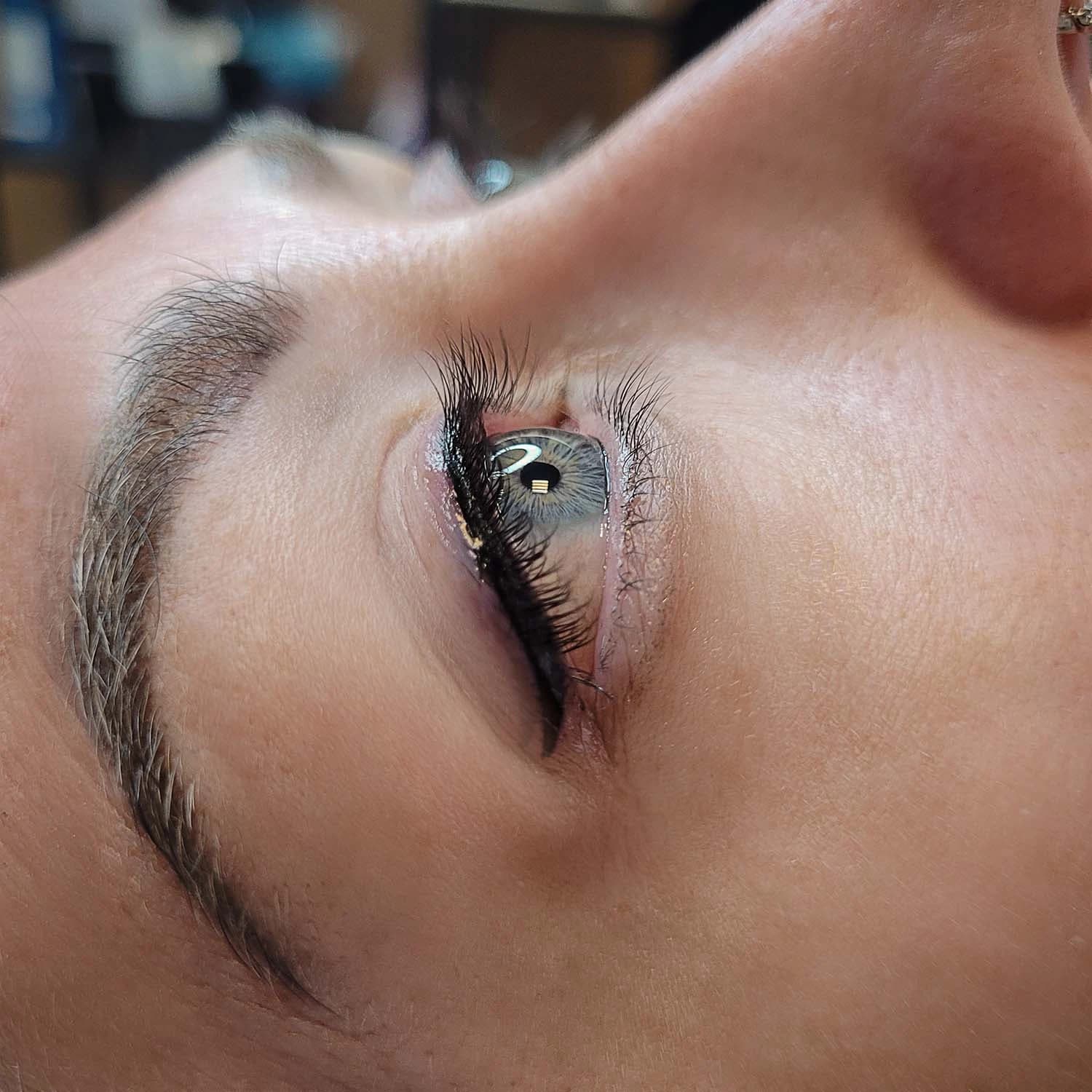 Permanent eyeliner 3