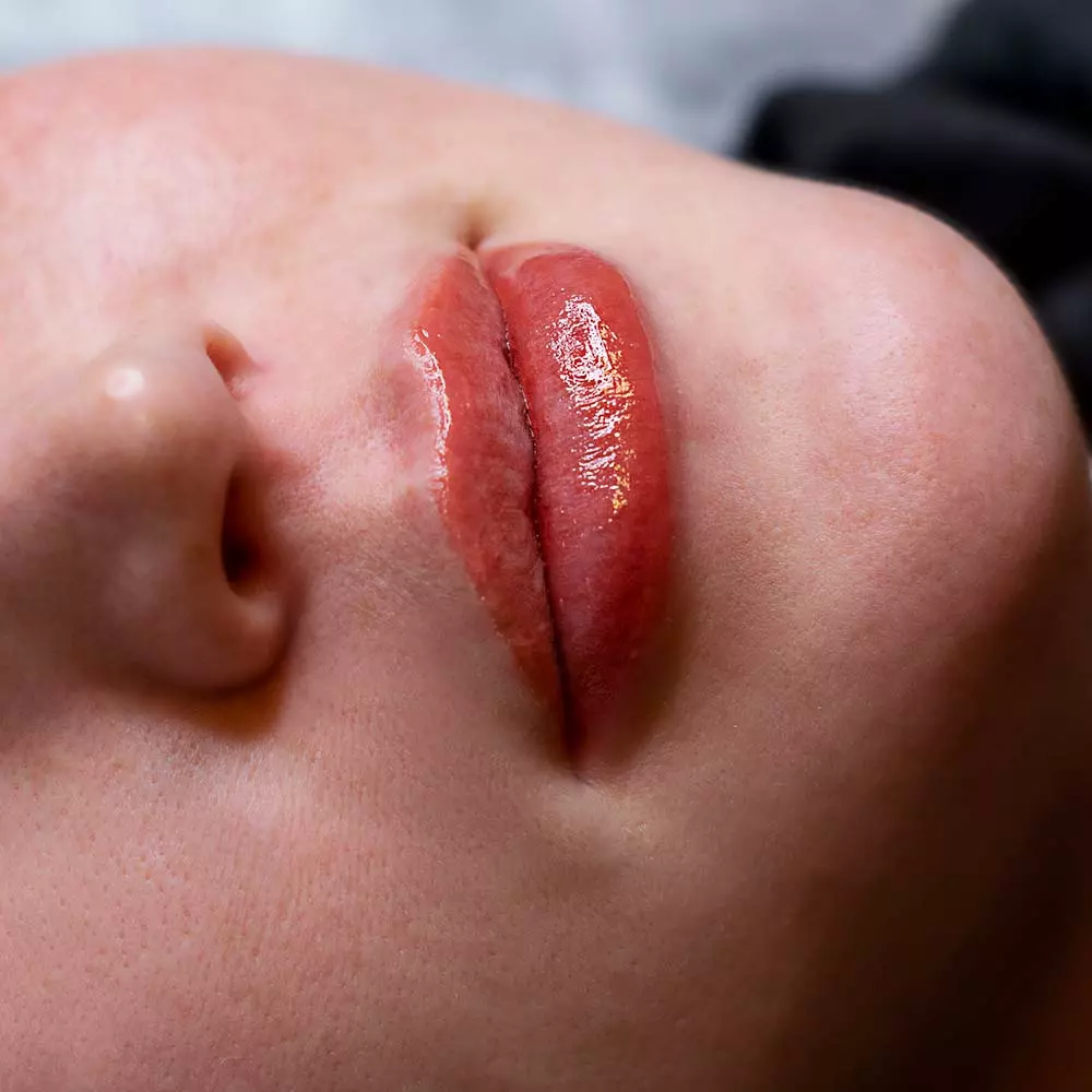 Permanent lips 2