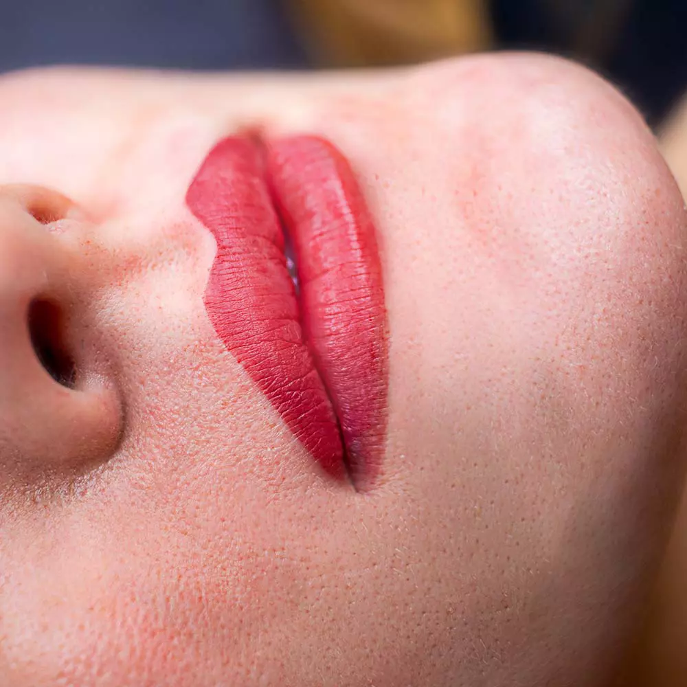 Permanent lips 3